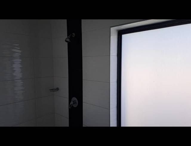 BUSINESS PROPERTY TO RENT IN WALMER